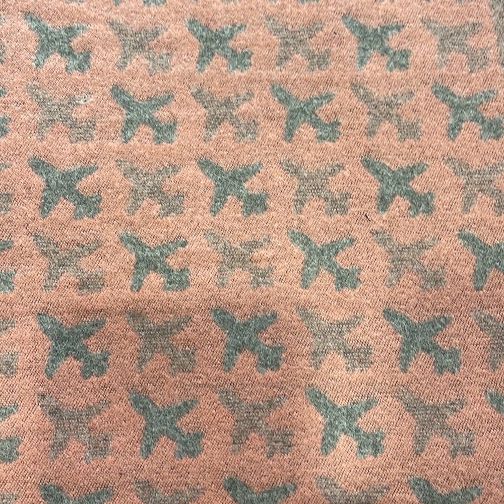Airplane large scarf/wrap nwot - Picture 2 of 5